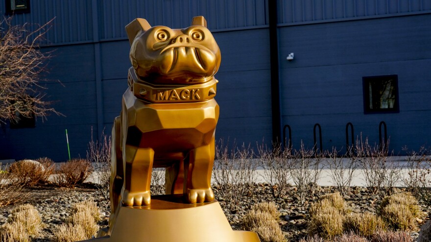 Mack Trucks, 7000 Alburtis Road, Macungie