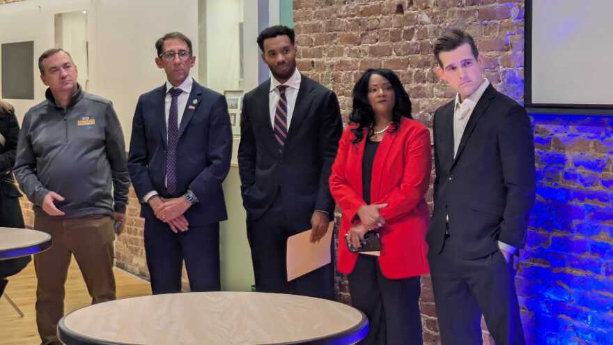 Julian Guridy supporters.jpg