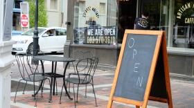 outdoor-dining