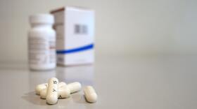 pexels-pills