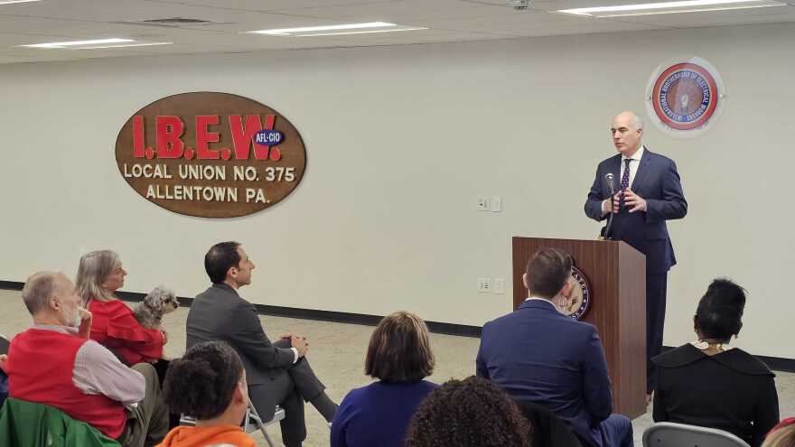 Sen Bob Casey at IBEW 375 in Allentown