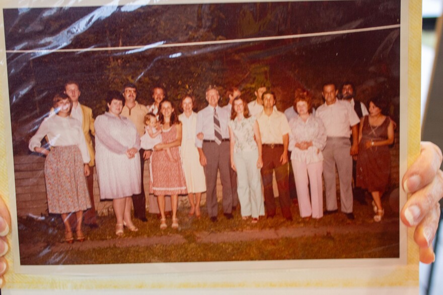 Carmenucci family and friends with Jimmy Carter, 1979