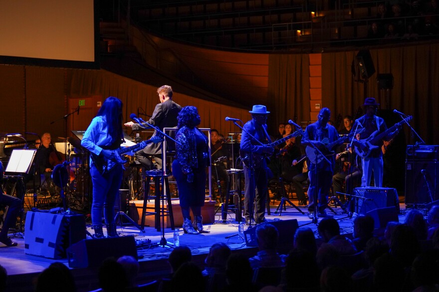Morgan Freeman Symphonic Blues Experience