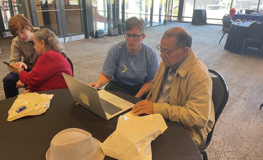 Tech tutorial by Northampton County Digital Navigator Coalition